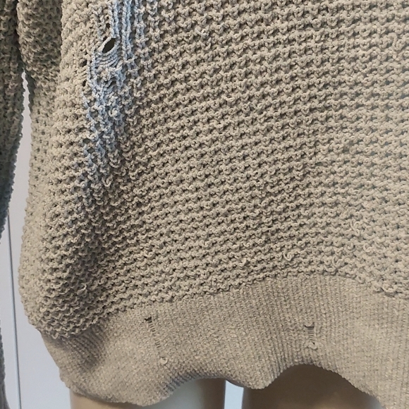 American Eagle Distressed Knit Sweater - Picture 5 of 5